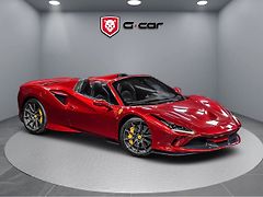 Ferrari F8 Spider Lift - fotografie inzerátu