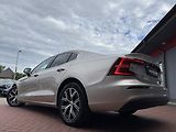 Volvo S60 (2024) 2.0i B4 Core Ad.LED Kamera - náhled 45
