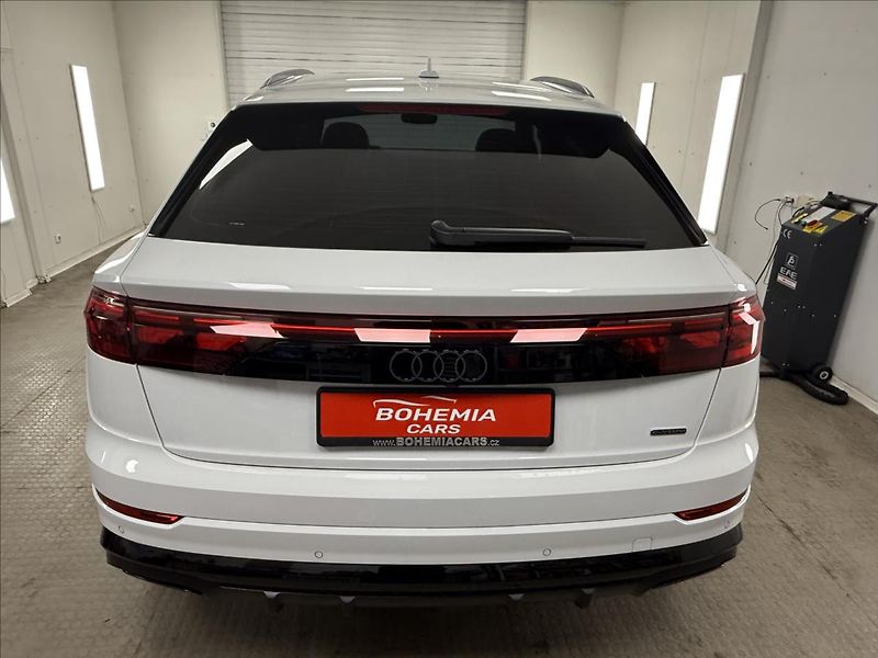 Audi Q8 50 TDI S-LINE 1 MAJ ČR DPH - fotka 5 z 34