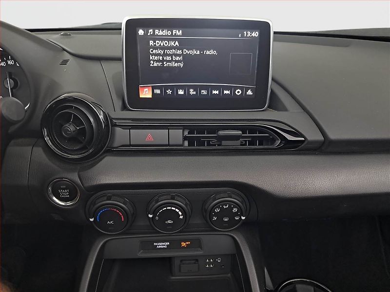 Mazda MX-5 (2017) 1.5 Skyactiv G - fotka 11 z 18