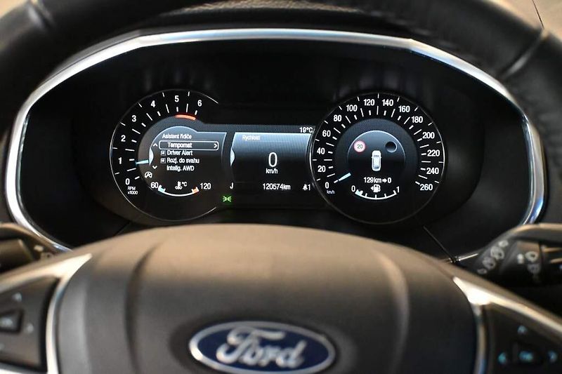 Ford Edge (2019) 2.0 4x4 LED ACC BO Kamera WEBA - fotka 28 z 40