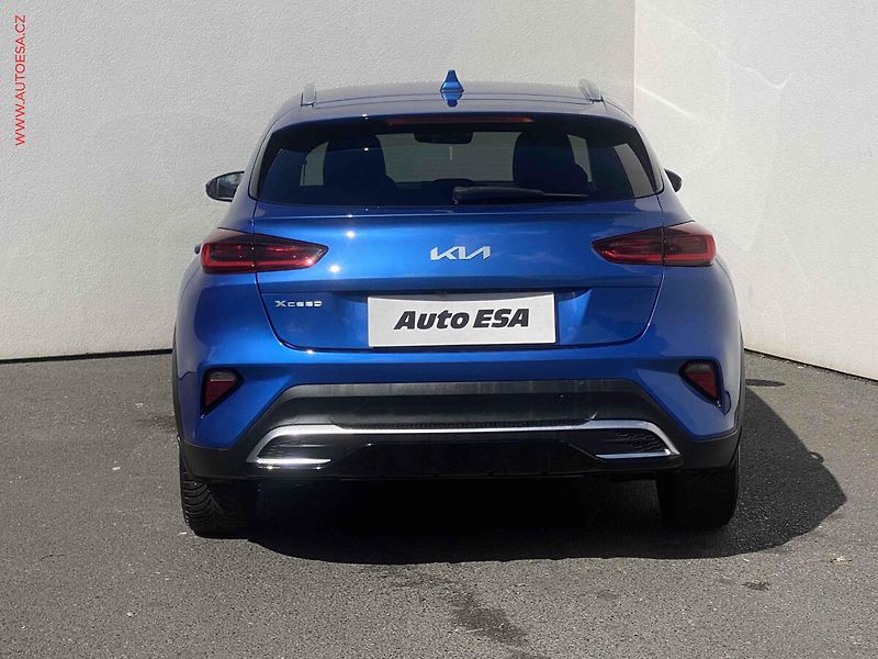 Kia XCeed (2023) 1.5 T-GDi, 2.maj,ČR - fotka 5 z 17