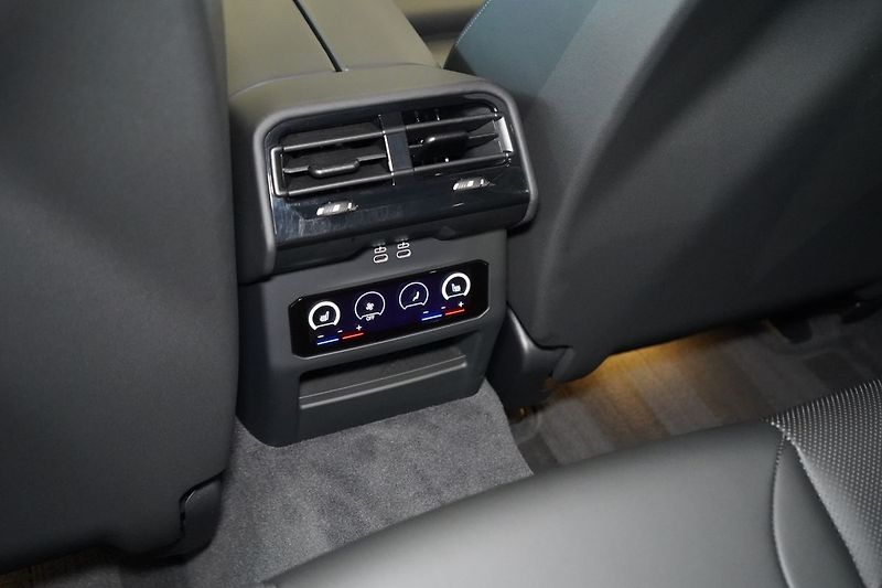 BMW Řada 5 540d xDrive Touring, Nezávislé - fotka 42 z 44