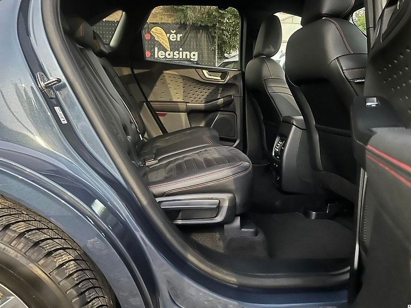 Ford Kuga 2.5PHEV/2022/ST-Line X-1MAJ.1M - fotka 19 z 57