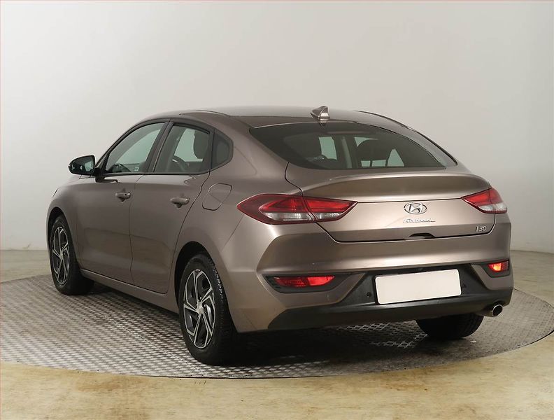 Hyundai i30 (2021) 1.0 T-GDI, Serv.kniha - fotka 4 z 19