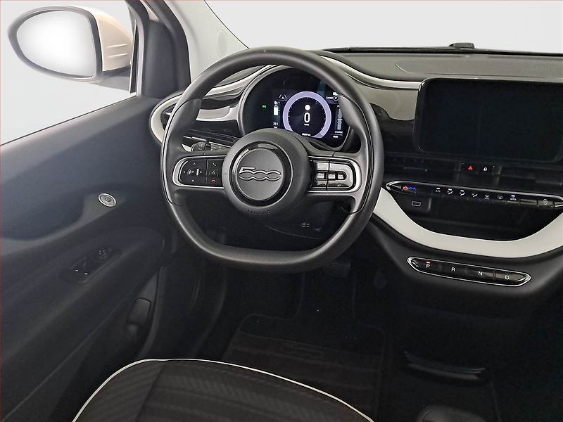 Fiat 500e (2021) 42 kWh, SoH 94%, Automat - fotka 7 z 18