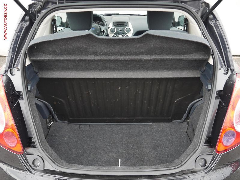 Ford Ka (2012) 1.2i, ČR, Klima - fotka 7 z 13
