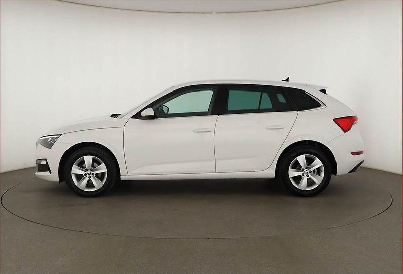 Škoda Scala (2021) Style 1.0 TSI, Automat, ČR - fotka 3 z 16