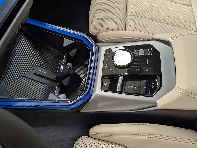 BMW X3 xDrive 40d El. tažné Msport - fotka 14 z 14
