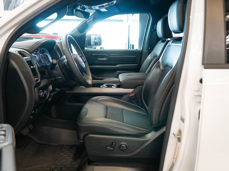 Dodge RAM (2024) 5.7 HEMI V8 Sport Lift edition - fotka 10 z 31