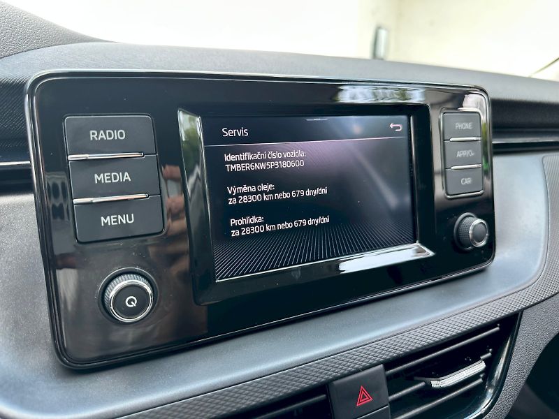 Škoda Scala (2023) 1.0 TSI 81kW Ambition - fotka 14 z 23