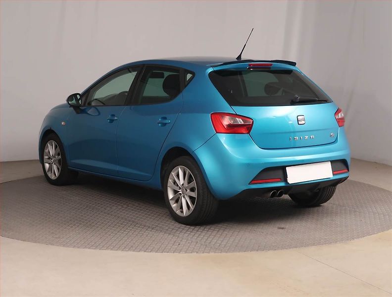 Seat Ibiza (2013) 1.2 TSI, Tempomat - fotka 4 z 17