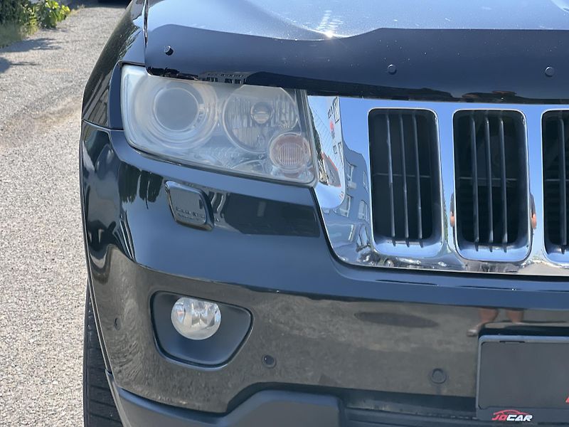Jeep Grand Cherokee 3.0 CRD LIMITED AUTOMAT KŮŽE - fotka 47 z 52