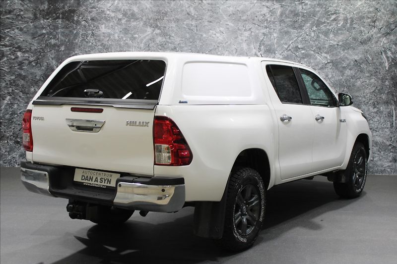 Toyota Hilux 2,4 D-4D 150 4x4 1.majitel, CZ - fotka 4 z 33