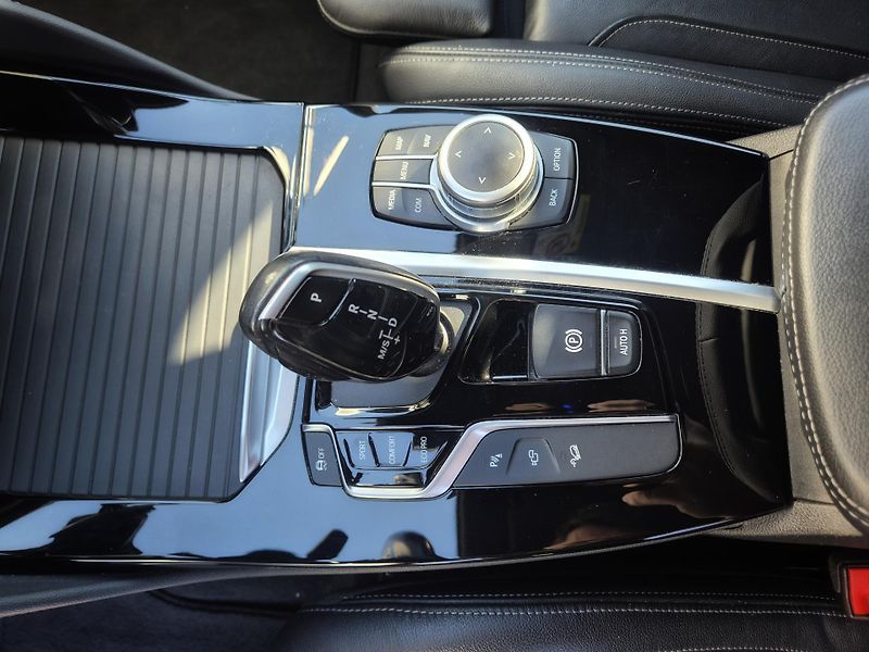 BMW X4 (2021) M40D HUD+LED+PANO+NAV+ Xdrive - fotka 11 z 15