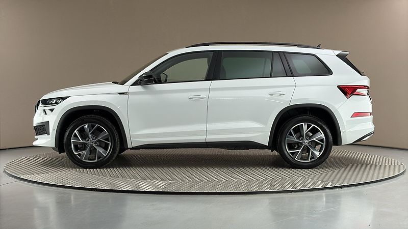 Škoda Kodiaq 2.0 TDI DSG 4x4 Sportline - fotka 4 z 31