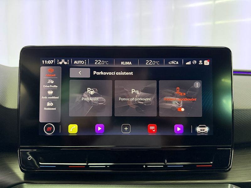 Cupra Leon 2.0 TSI 228KW DSG 4WD, LED, AC - fotka 25 z 37