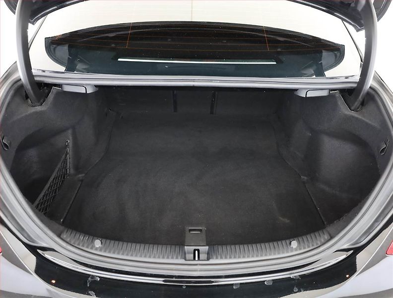 Mercedes-Benz Třídy C (2016) C 220 d, Automat, Serv.kniha - fotka 17 z 18