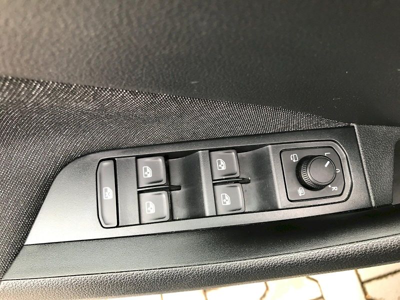 Škoda Kamiq (2025) SELEC TSI 110/1.5 A7F - fotka 19 z 29