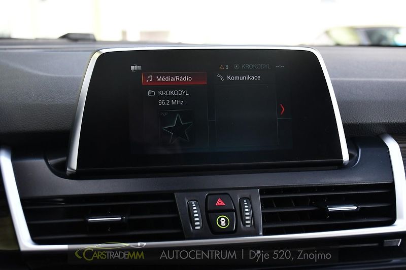 BMW Řada 2 216d GRAN TOURER ČR 1.MAJ - fotka 31 z 49