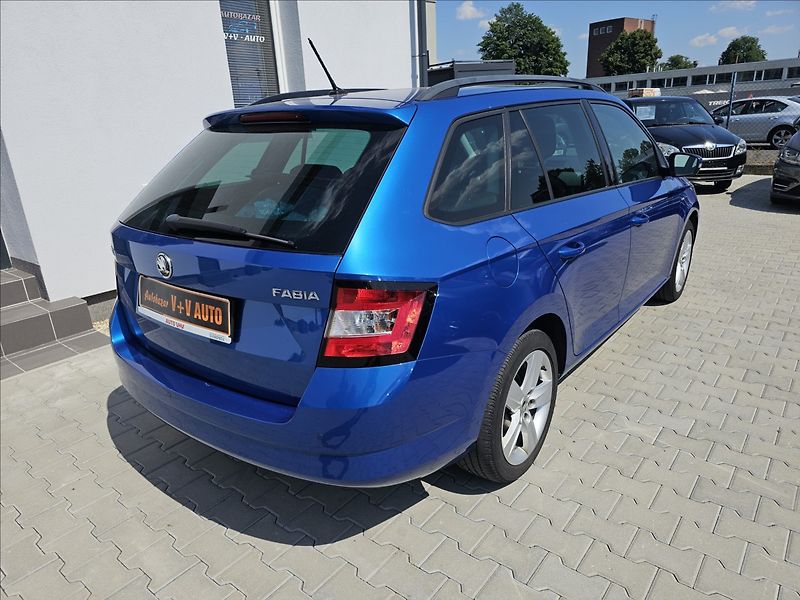 Škoda Fabia III 1,0TSi 70KW Drive - fotka 6 z 43