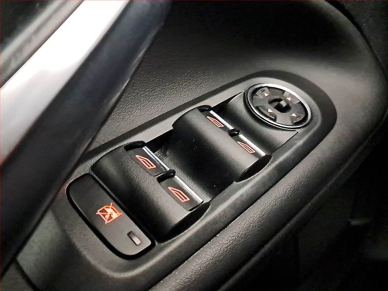 Ford Mondeo (2011) 2.2 TDCi, Xenony, Tempomat - fotka 17 z 18