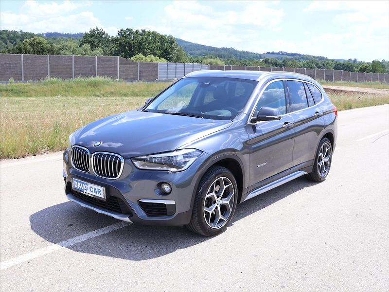 BMW X1 2,0 20d 140kW xDrive xLine CZ - fotka 3 z 27