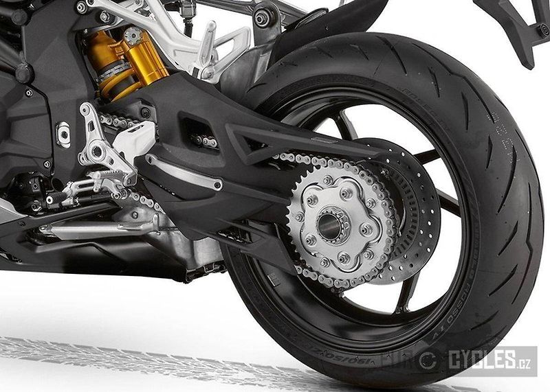 QJ Motor (2026) SRK 921 RR - fotka 15 z 20