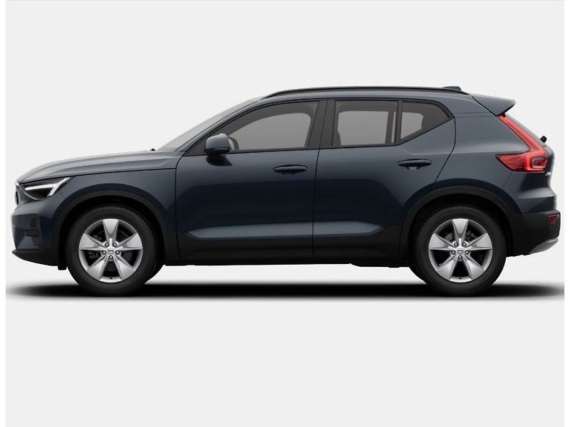 Volvo XC40 CORE B3 120kW - fotka 5 z 10