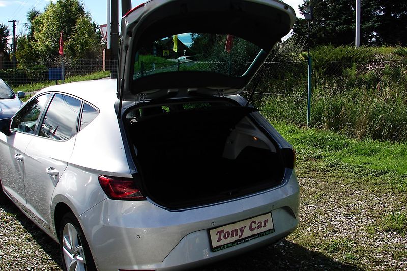 Seat Leon 1.6 TDi 110PS LED Navi-ZADÁN!  - fotka 37 z 42