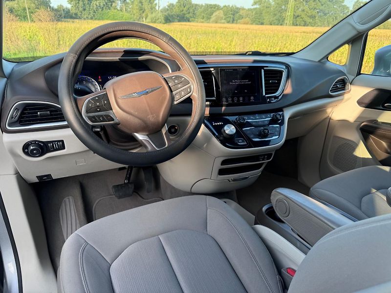 Chrysler Pacifica (2020) 3,6 RU Čocka Radar 360 2020 - fotka 14 z 19