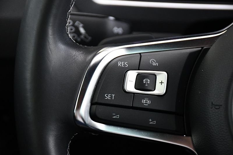 Volkswagen Tiguan 2.0Bi-TDi R-LINE 4M DSG HUD ČR - fotka 23 z 44