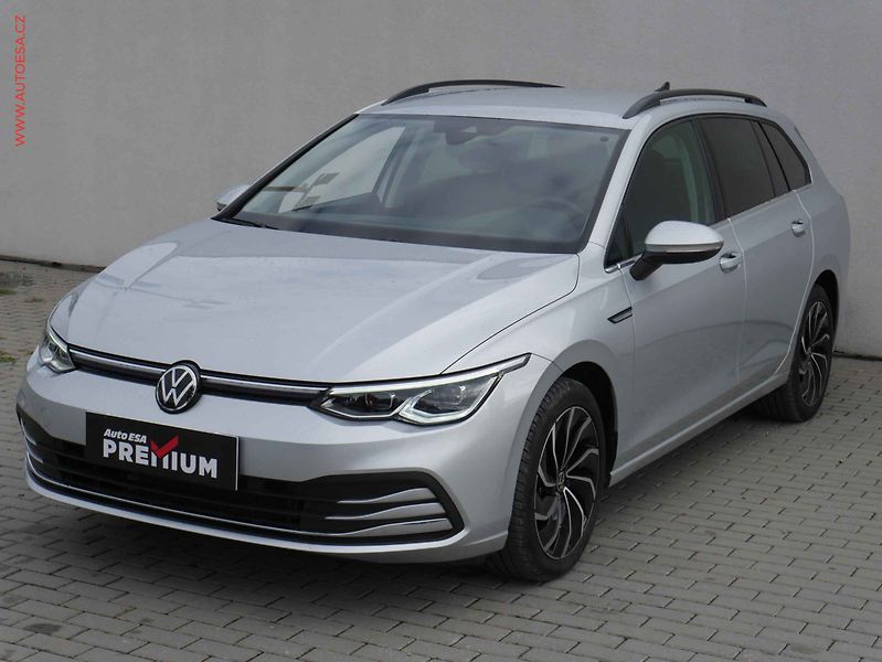 Volkswagen Golf (2022) 1.5 TSi, 1.maj,ČR, Stylem - fotka 3 z 24