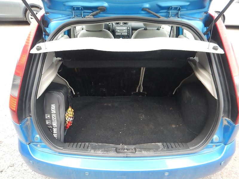 Ford Fiesta 1.4 TDCi, GHIA, KLIMA - fotka 14 z 25