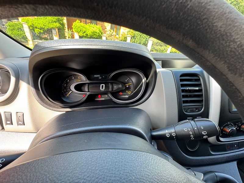 Renault Trafic (2015) - fotka 9 z 14