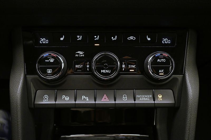 Škoda Kodiaq 2,0 TDI 110kW DSG Ambition Zár - fotka 17 z 25