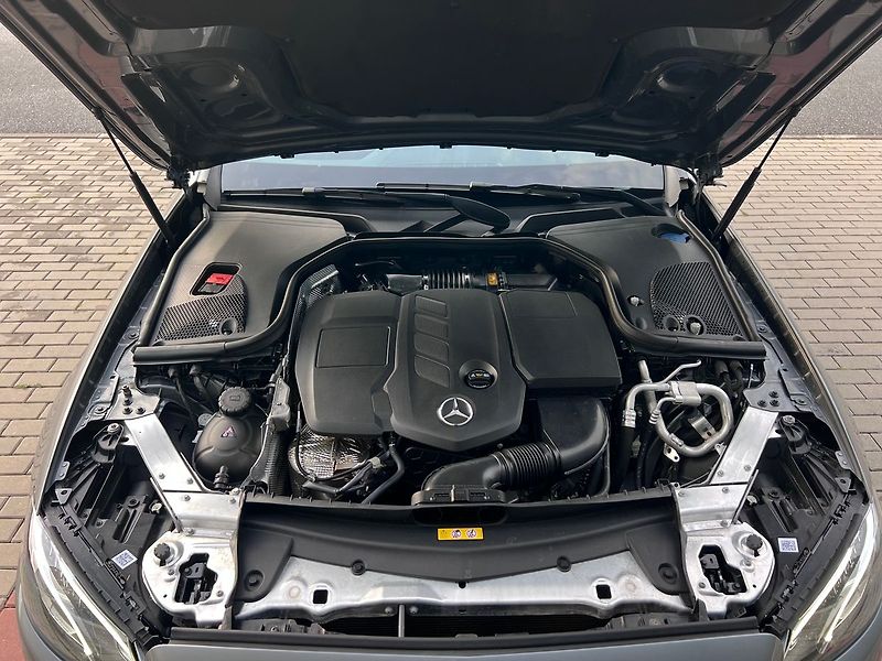 Mercedes-Benz Třídy E 220d Business-P.KAMERA-TAŽNÉ.Z - fotka 48 z 49
