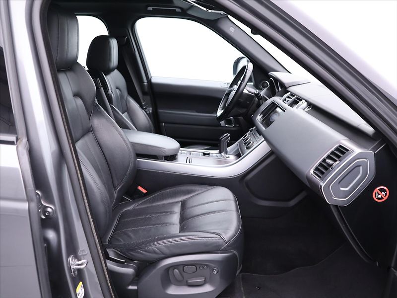 Land Rover Range Rover Sport 3,0 TDV6 HSE 183kW 4x4 Auto - fotka 12 z 27