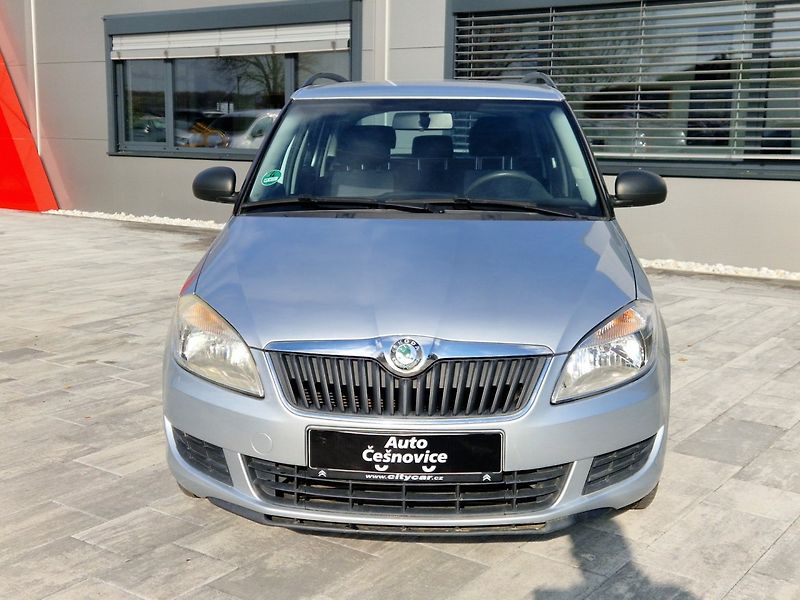 Škoda Fabia (2010) 1,6 TDI 55 Kw Klima - fotka 2 z 28