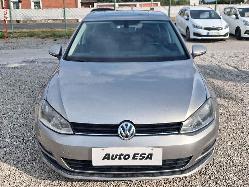 Volkswagen Golf (2013) 1.2 TSI, ČR, servis.kniha - fotka 2 z 19