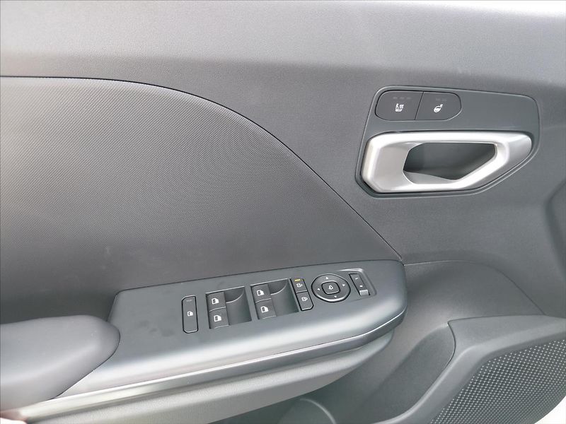 Kia K4 (2026) 1,0   T-GDI SW SPIN - fotka 14 z 15