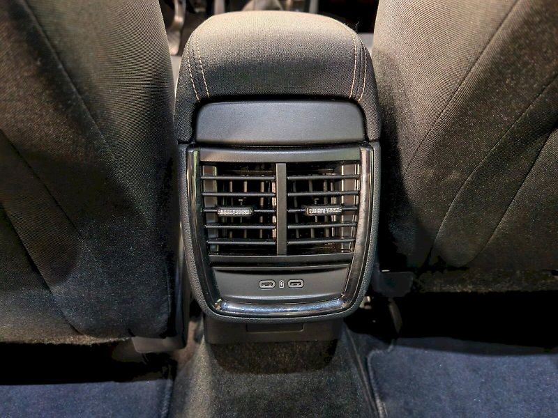 Škoda Scala (2025) 1.0 TSI 85 kW DSG Top Selectio - fotka 25 z 29