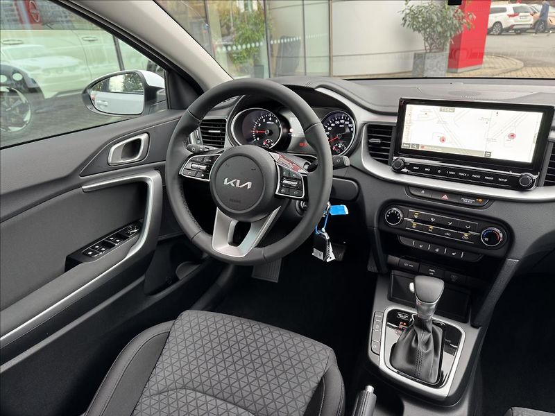 Kia Ceed 1,5 TGDi AT Spin ZÁRUKA NOVÝ V - fotka 9 z 11