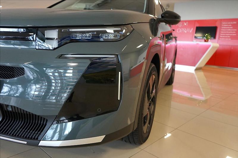 Citroën C5 Aircross (2026) 1,2 Hybrid 145k Automatic MAX - fotka 2 z 29
