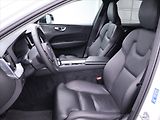 Volvo XC60 2,0 B5 173kW AWD Plus Dark CZ - náhled 11