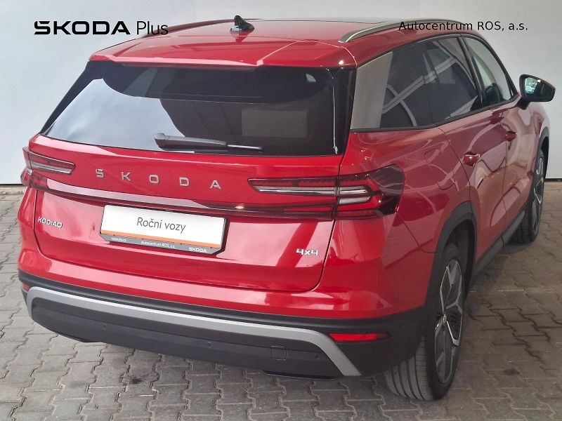 Škoda Kodiaq (2024) SELECTION 4X4 TD 142/2.0 A7A - fotka 2 z 52