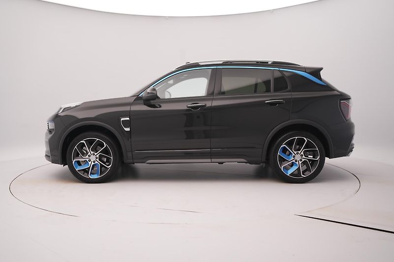 Lynk & Co 01 PHEV DCT AUT 1.maj - fotka 9 z 55