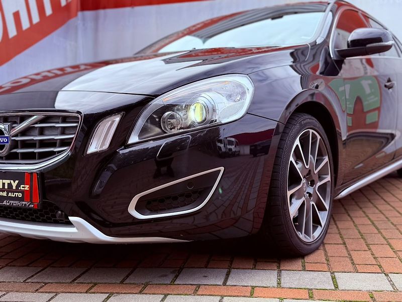 Volvo V60 D2 CrossCountry, ČR, 1.Maj - fotka 3 z 30
