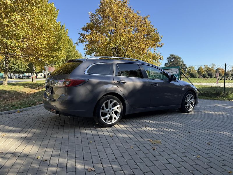 Mazda 6 2.5 Exclusive - fotka 12 z 33