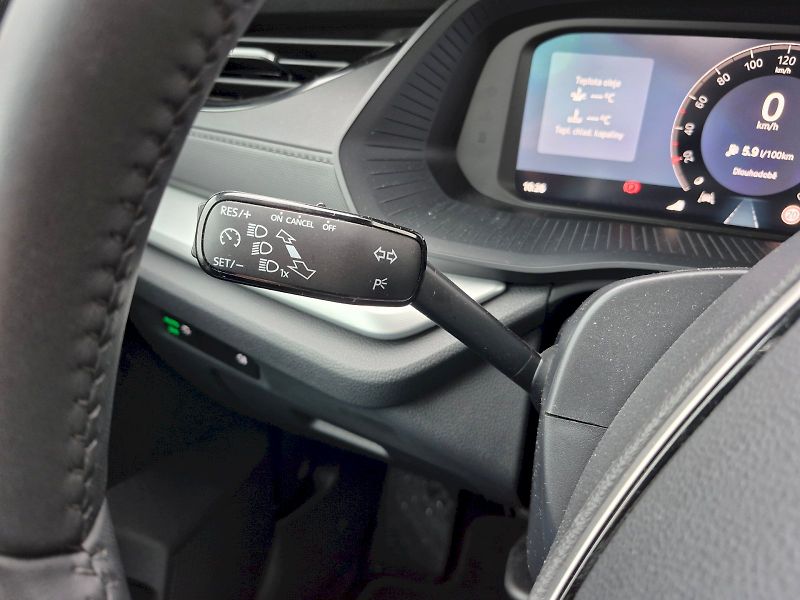 Škoda Octavia (2024) Selection 1.5 TSI 85 kW Combi - fotka 14 z 28